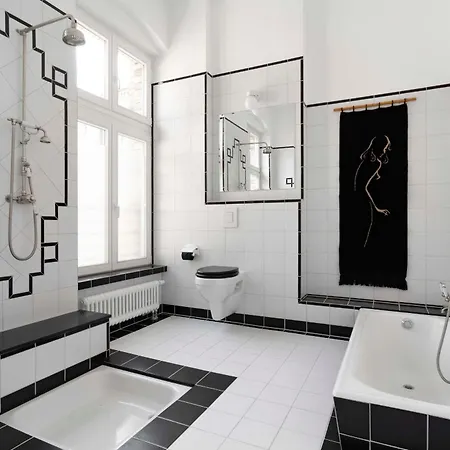 Somnia By Chaussee36 ברלין